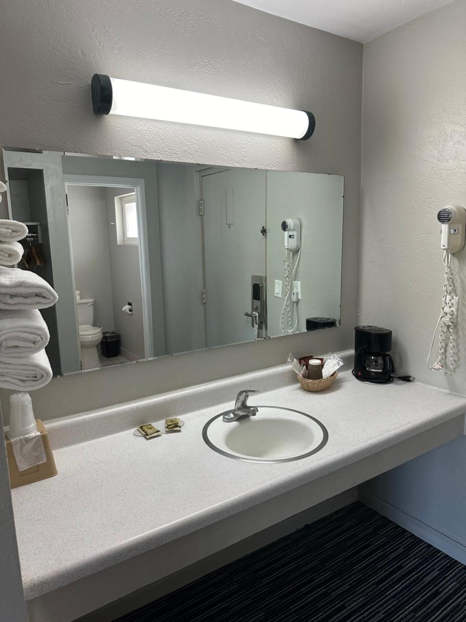 Relax Inn Yreka Ngoại thất bức ảnh