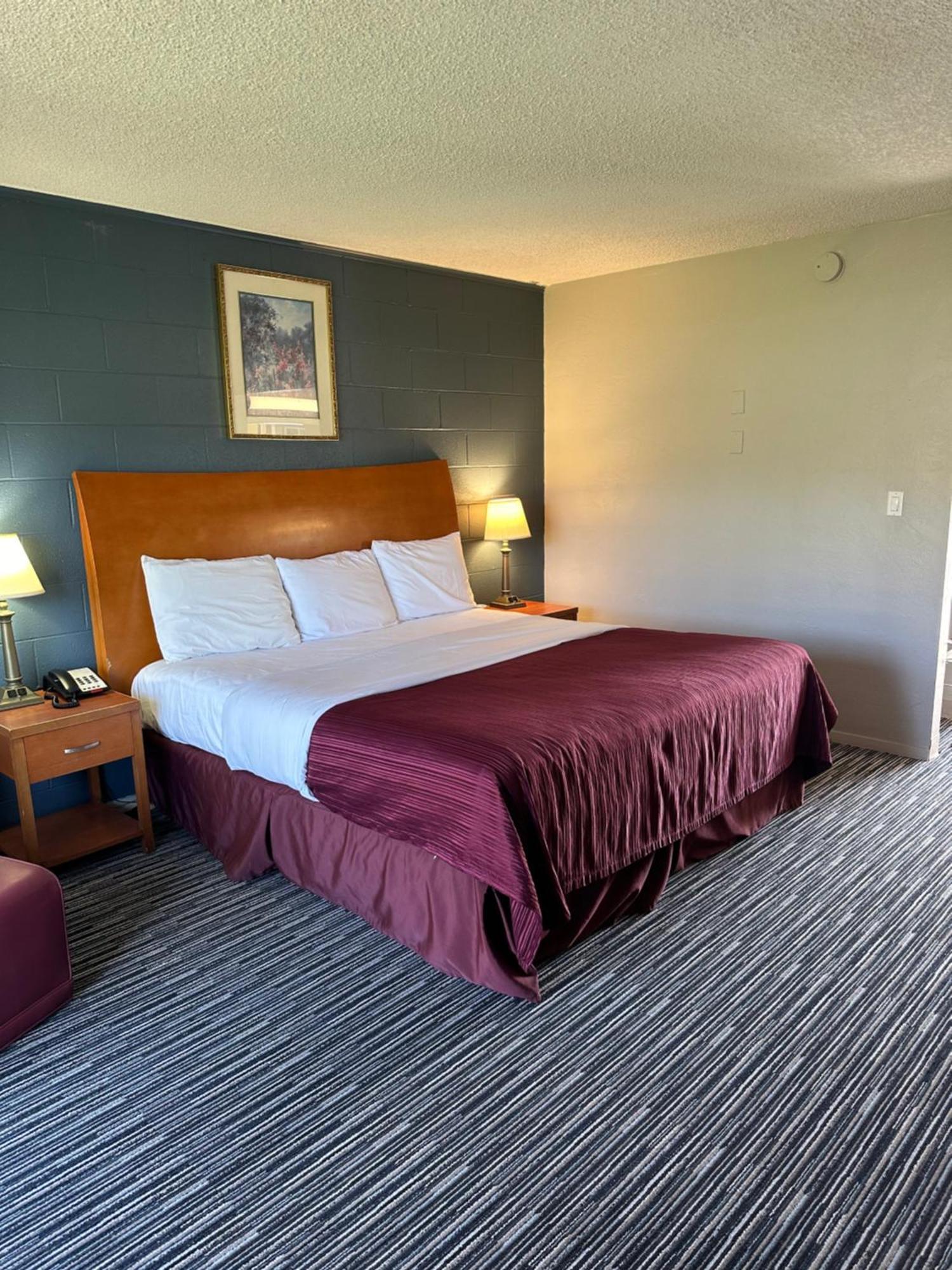 Relax Inn Yreka Ngoại thất bức ảnh
